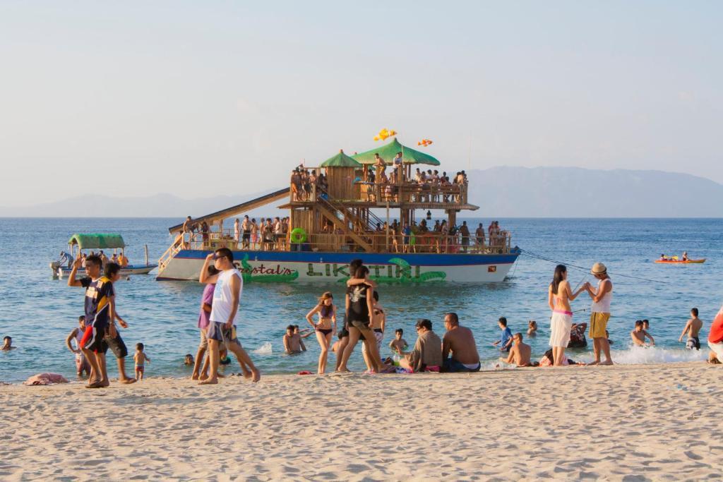 Sea Jewel Beach Resort Puerto Galera Esterno foto