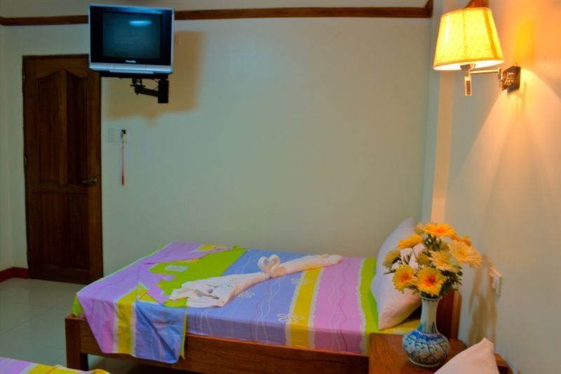 Sea Jewel Beach Resort Puerto Galera Esterno foto